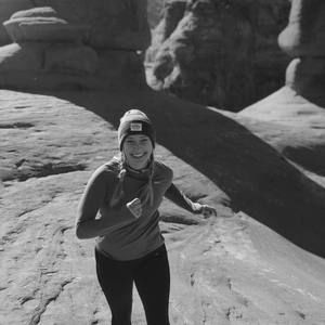 Meet your Posher, Elise